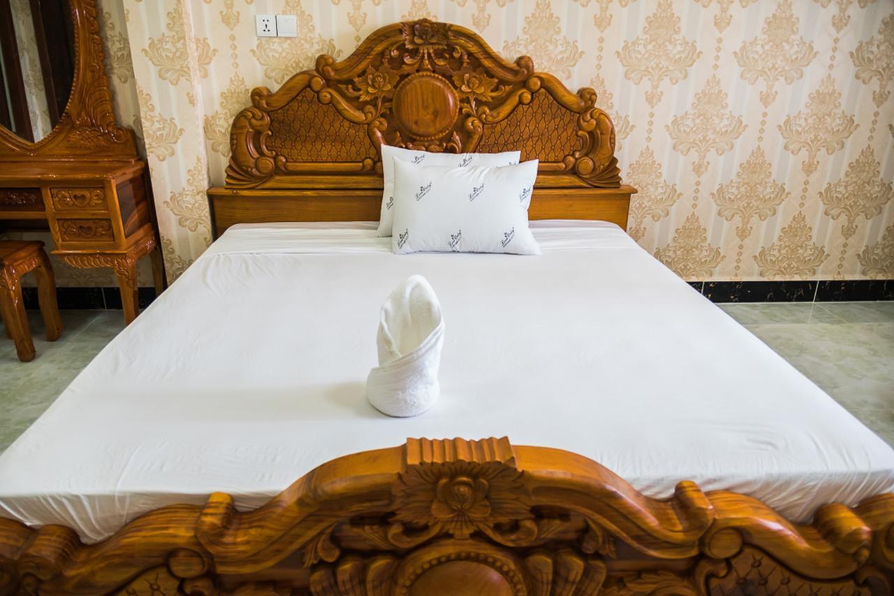 Paris Guesthouse Kampot Bagian luar foto